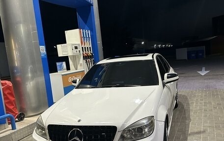 Mercedes-Benz C-Класс, 2009 год, 1 300 000 рублей, 8 фотография