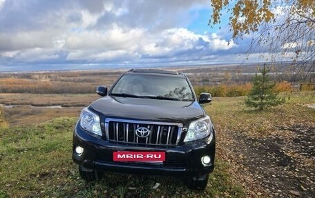 Toyota Land Cruiser Prado 150 рестайлинг 2, 2010 год, 3 155 000 рублей, 8 фотография