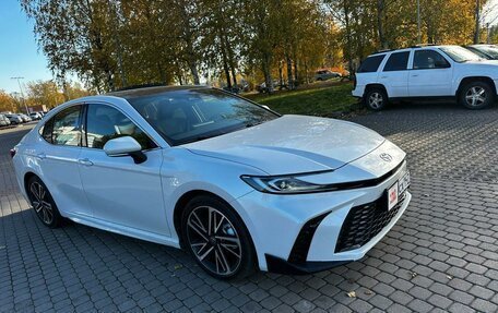 Toyota Camry, 2024 год, 4 200 000 рублей, 4 фотография