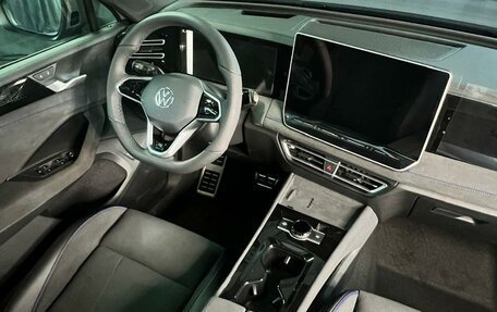 Volkswagen Tiguan, 2024 год, 5 900 000 рублей, 6 фотография