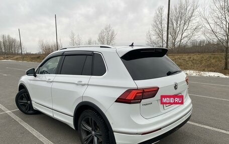 Volkswagen Tiguan II, 2019 год, 3 750 000 рублей, 4 фотография