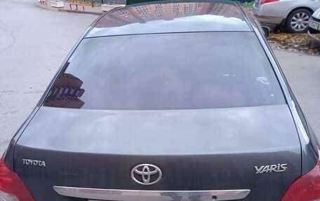 Toyota Yaris III рестайлинг, 2006 год, 485 000 рублей, 16 фотография