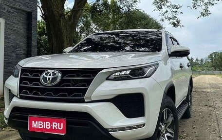 Toyota Fortuner II, 2021 год, 3 500 000 рублей, 1 фотография