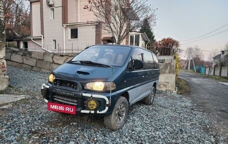 Mitsubishi Delica IV, 1996 год, 650 000 рублей, 4 фотография