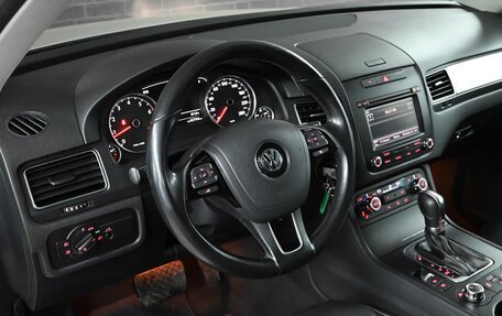 Volkswagen Touareg III, 2013 год, 2 750 000 рублей, 14 фотография