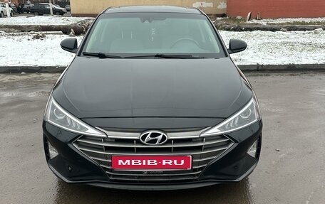 Hyundai Elantra VI рестайлинг, 2019 год, 1 950 000 рублей, 1 фотография