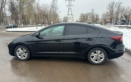 Hyundai Elantra VI рестайлинг, 2019 год, 1 950 000 рублей, 4 фотография