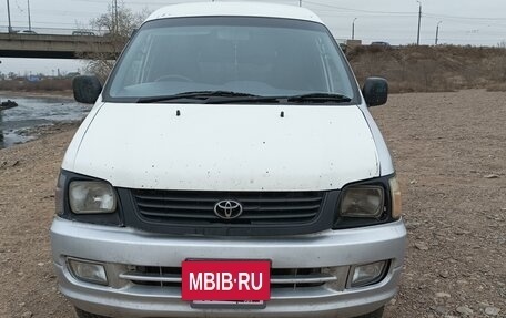 Toyota Lite Ace IV, 1999 год, 360 000 рублей, 2 фотография