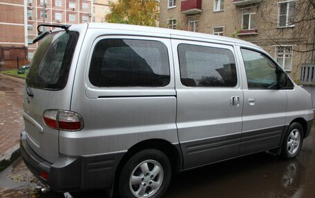 Hyundai Starex I рестайлинг, 2004 год, 695 000 рублей, 11 фотография