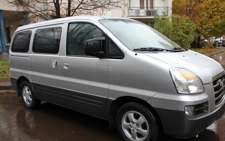 Hyundai Starex I рестайлинг, 2004 год, 695 000 рублей, 14 фотография