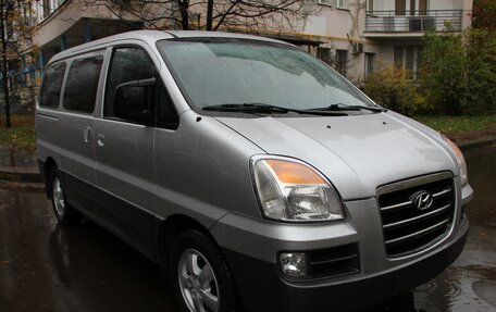 Hyundai Starex I рестайлинг, 2004 год, 695 000 рублей, 15 фотография