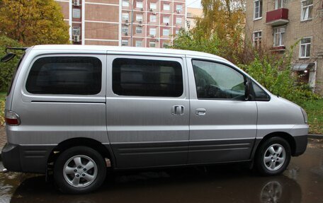 Hyundai Starex I рестайлинг, 2004 год, 695 000 рублей, 12 фотография