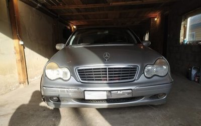 Mercedes-Benz C-Класс, 2004 год, 755 000 рублей, 1 фотография