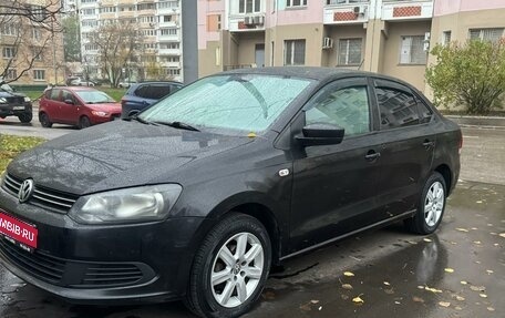 Volkswagen Polo VI (EU Market), 2014 год, 900 000 рублей, 1 фотография