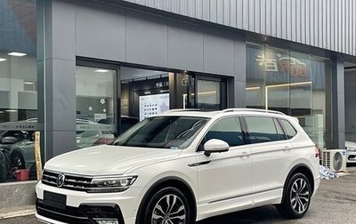 Volkswagen Tiguan II, 2021 год, 3 370 000 рублей, 1 фотография