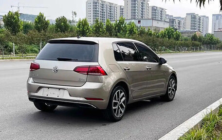 Volkswagen Golf VII, 2021 год, 1 650 000 рублей, 5 фотография