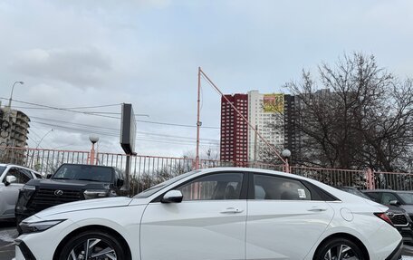 Hyundai Elantra, 2024 год, 2 550 000 рублей, 2 фотография