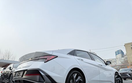 Hyundai Elantra, 2024 год, 2 550 000 рублей, 12 фотография