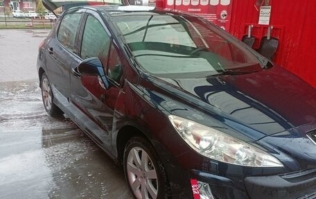 Peugeot 308 II, 2010 год, 690 000 рублей, 2 фотография