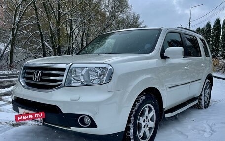 Honda Pilot III рестайлинг, 2014 год, 2 490 000 рублей, 4 фотография