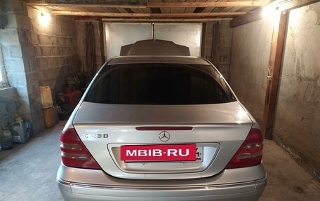 Mercedes-Benz C-Класс, 2004 год, 755 000 рублей, 3 фотография