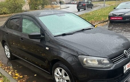 Volkswagen Polo VI (EU Market), 2014 год, 900 000 рублей, 2 фотография