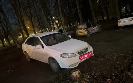 Daewoo Gentra II, 2015 год, 560 000 рублей, 2 фотография