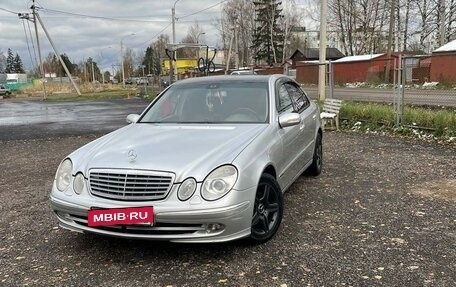 Mercedes-Benz E-Класс, 2003 год, 900 000 рублей, 2 фотография