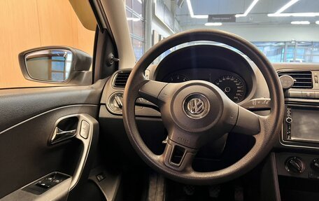 Volkswagen Polo VI (EU Market), 2013 год, 950 000 рублей, 11 фотография