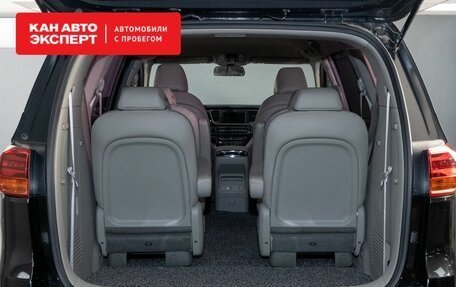 KIA Carnival III, 2019 год, 3 600 000 рублей, 26 фотография