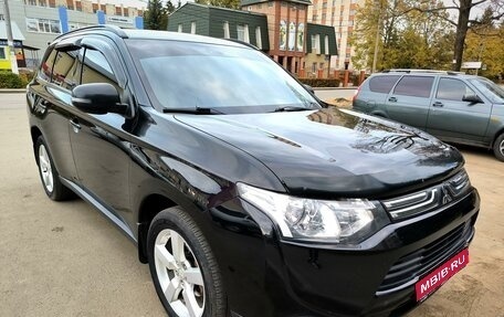 Mitsubishi Outlander III рестайлинг 3, 2012 год, 1 600 000 рублей, 1 фотография