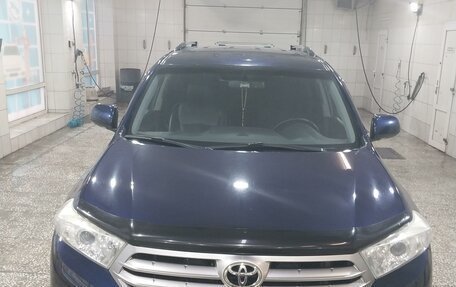 Toyota Highlander III, 2011 год, 2 050 000 рублей, 3 фотография