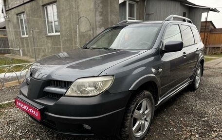 Mitsubishi Outlander III рестайлинг 3, 2005 год, 800 000 рублей, 1 фотография