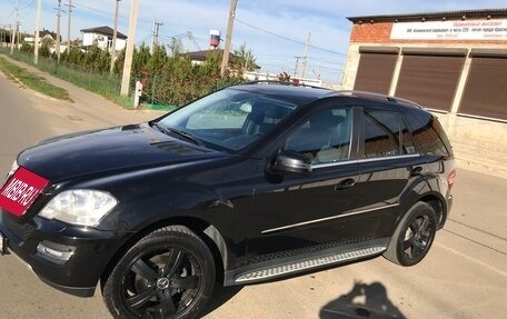 Mercedes-Benz M-Класс, 2011 год, 1 900 000 рублей, 1 фотография