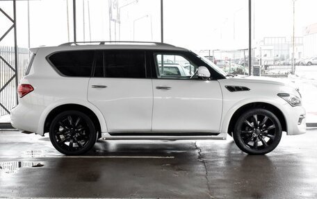 Infiniti QX56, 2011 год, 2 310 000 рублей, 5 фотография