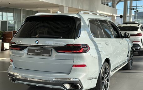 BMW X7, 2022 год, 15 650 000 рублей, 2 фотография