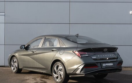 Hyundai Elantra, 2024 год, 3 045 000 рублей, 2 фотография