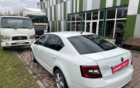 Skoda Octavia, 2018 год, 1 980 000 рублей, 4 фотография