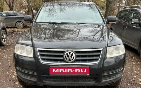 Volkswagen Touareg III, 2004 год, 610 000 рублей, 1 фотография