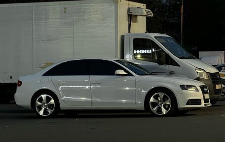 Audi A4, 2009 год, 1 350 000 рублей, 21 фотография