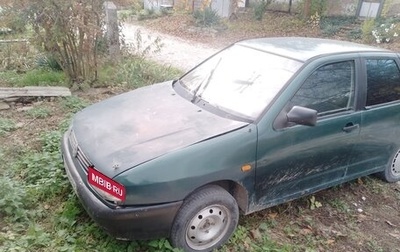 Volkswagen Polo III рестайлинг, 1996 год, 55 000 рублей, 1 фотография