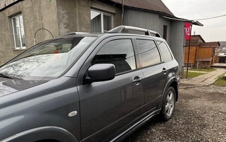 Mitsubishi Outlander III рестайлинг 3, 2005 год, 800 000 рублей, 5 фотография