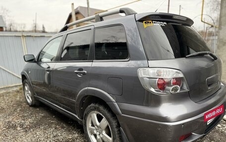 Mitsubishi Outlander III рестайлинг 3, 2005 год, 800 000 рублей, 4 фотография