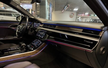 Audi A8, 2018 год, 4 990 000 рублей, 28 фотография