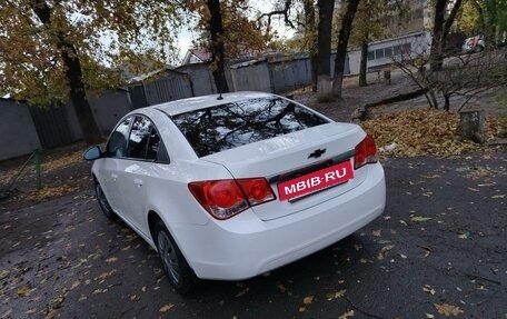 Chevrolet Cruze II, 2011 год, 940 000 рублей, 6 фотография