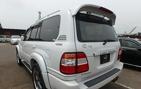 Toyota Land Cruiser 100 рестайлинг 2, 2001 год, 2 000 000 рублей, 6 фотография