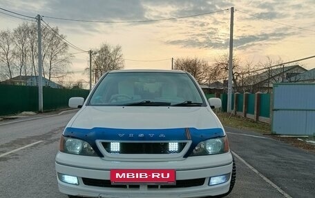 Toyota Vista V30, 1999 год, 689 000 рублей, 4 фотография