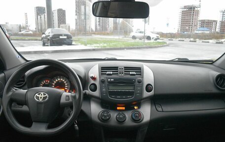 Toyota RAV4, 2010 год, 1 530 000 рублей, 6 фотография