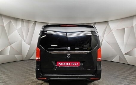 Mercedes-Benz V-Класс, 2018 год, 4 615 000 рублей, 8 фотография