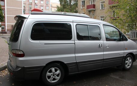 Hyundai Starex I рестайлинг, 2006 год, 730 000 рублей, 13 фотография